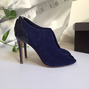 Elie Tahari Suede Patent Leather Open Toe Boots Sz 5